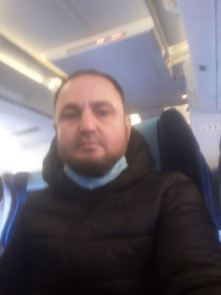  25216329  RUSLAN, 46 ,    