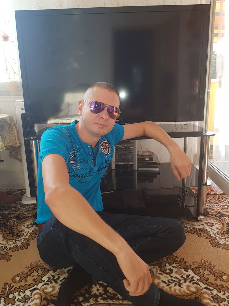  ,   Eduard, 41 ,   ,   , c , 