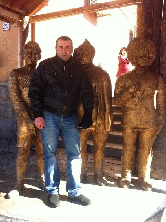  5676639  Arsen, 55 ,    