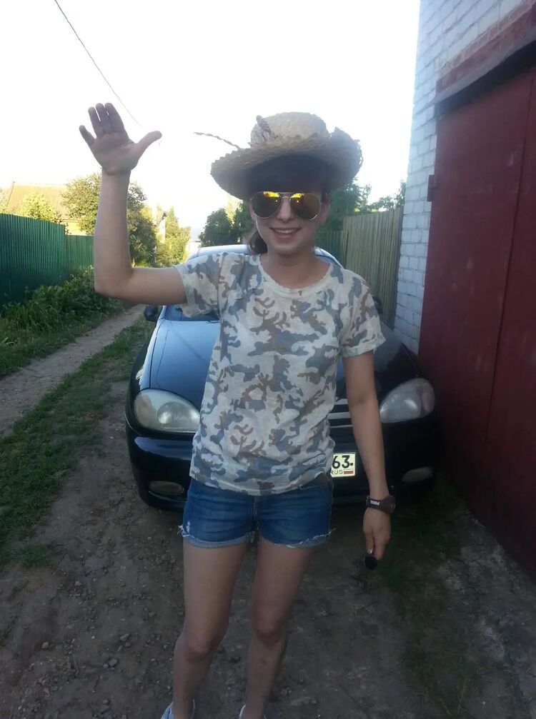  31517629  Alexandra, 32 ,    