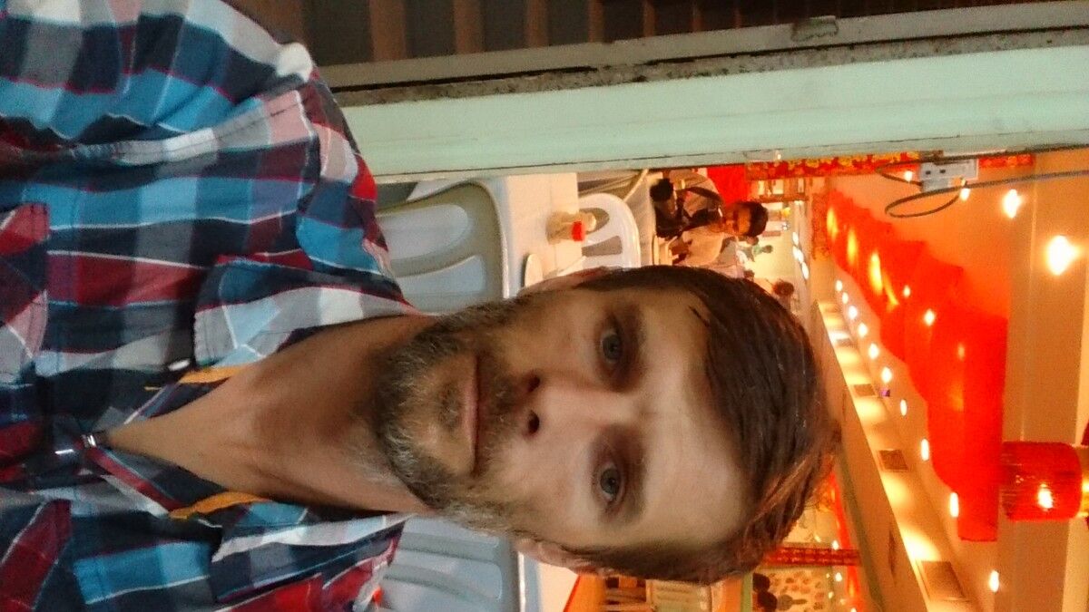  3995589  Andrei, 52 ,    