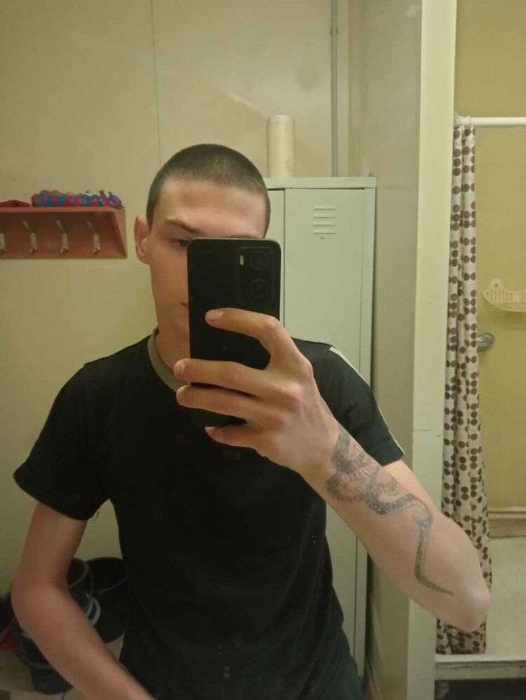  37380749  , 21 ,    