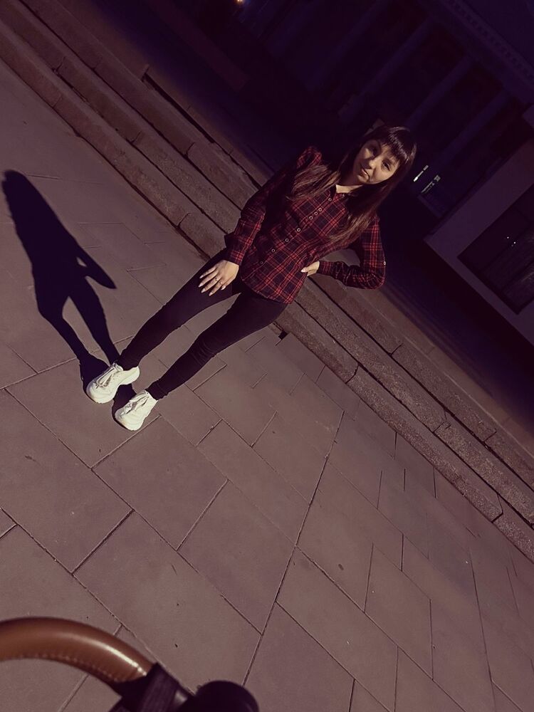  52247739  Oll, 27 ,    