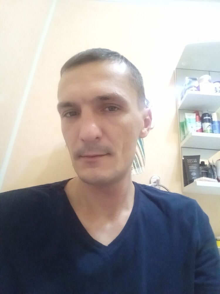  21204009  , 44 ,    