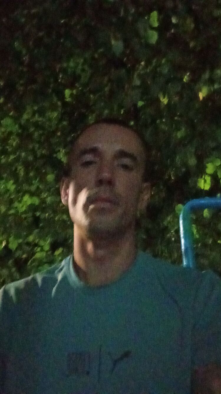  44523719  , 39 ,    