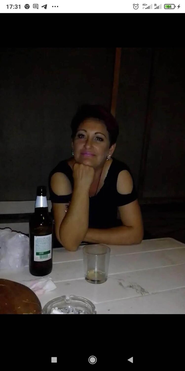  42433779  Olena, 52 ,    Didam
