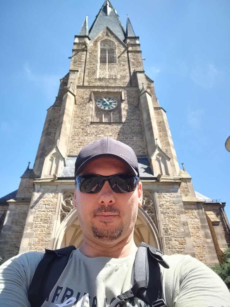  29977729  Vasile, 45 ,    