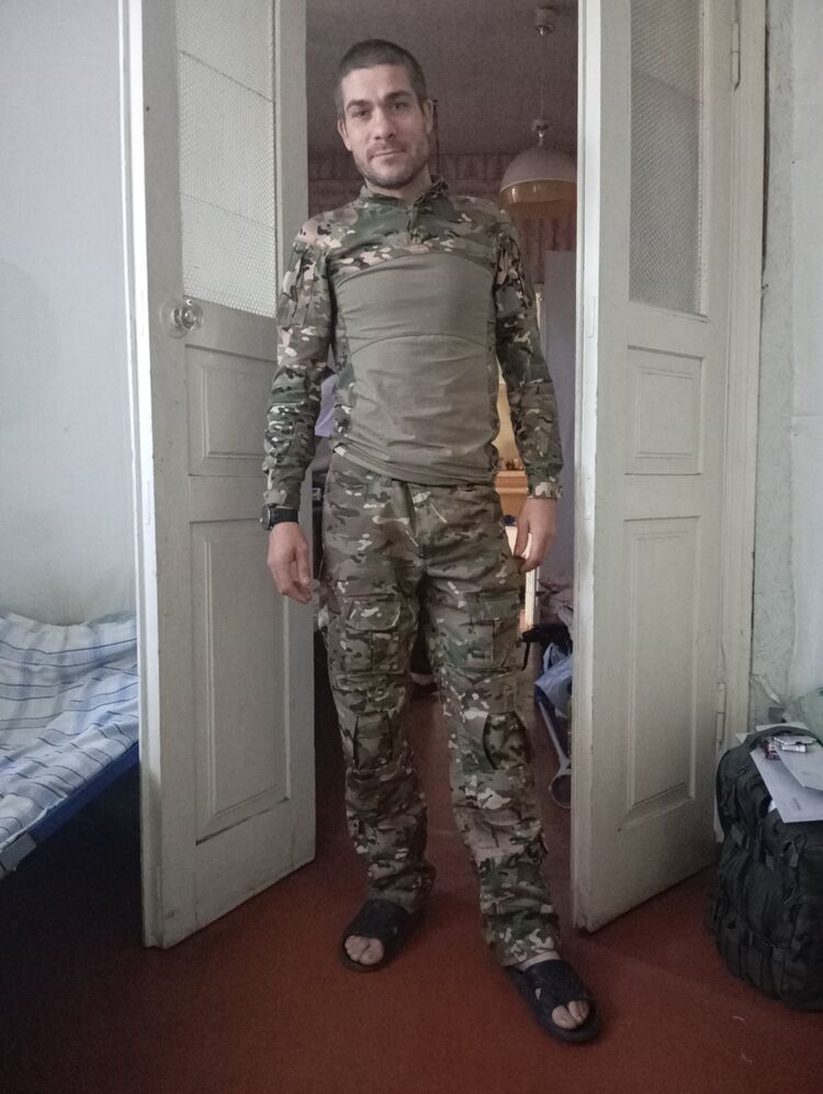 45555009  , 37 ,    --