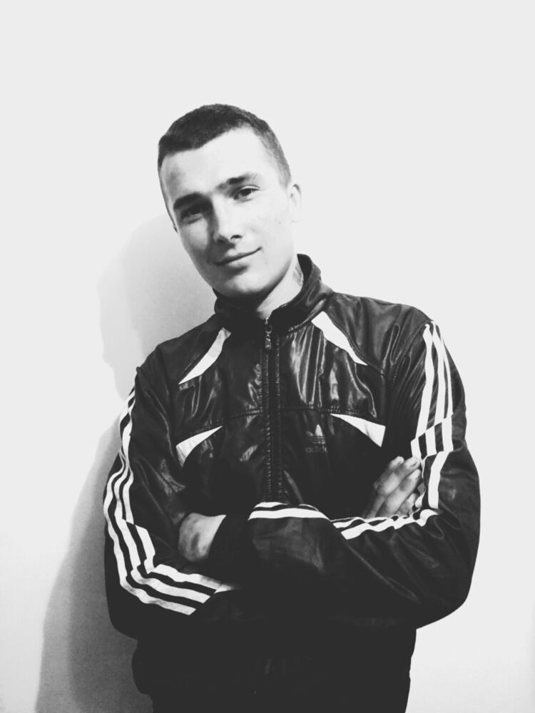  13119629  Sirojik, 31 ,    