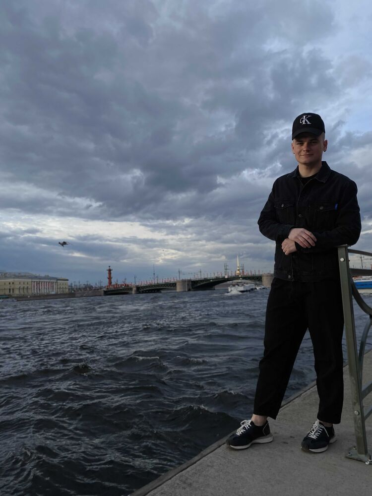  28487149  , 26 ,    -