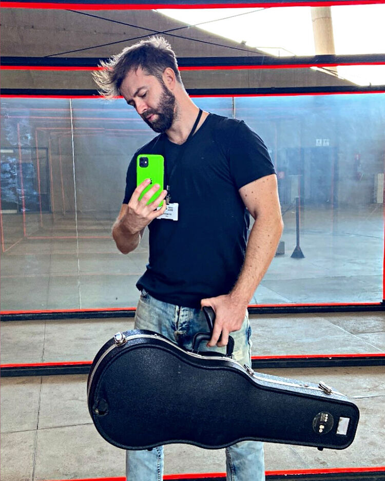  53946339  , 36 ,    --