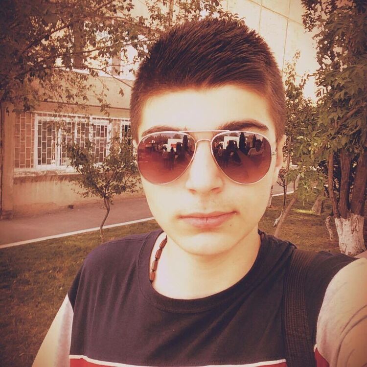  6604629  Narek, 37 ,    