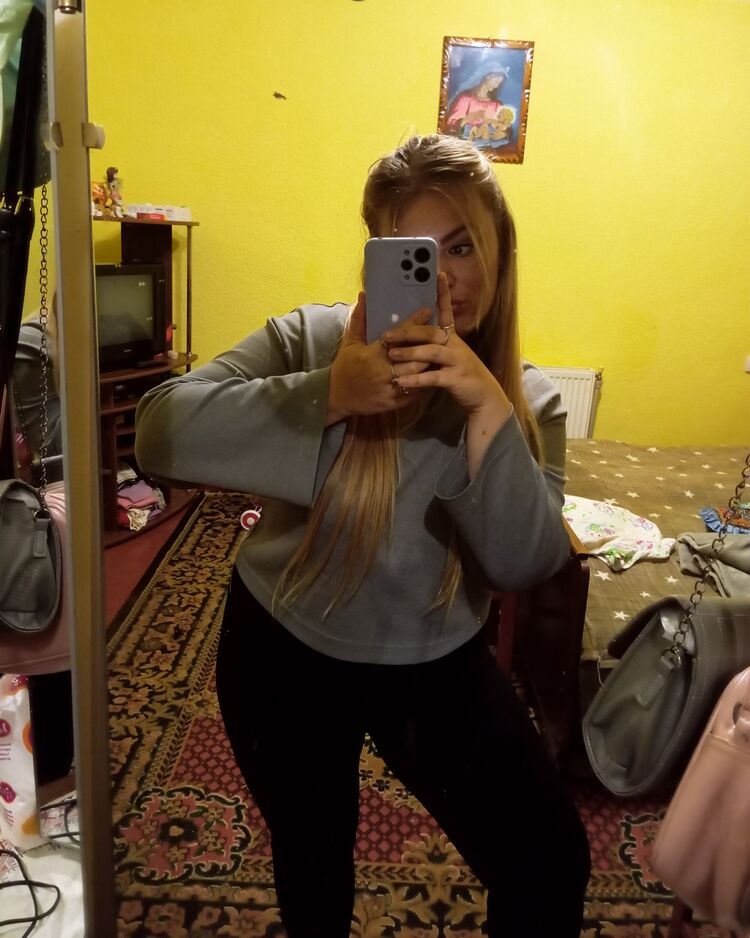  46420899  AlinaStefyuk, 23 ,    