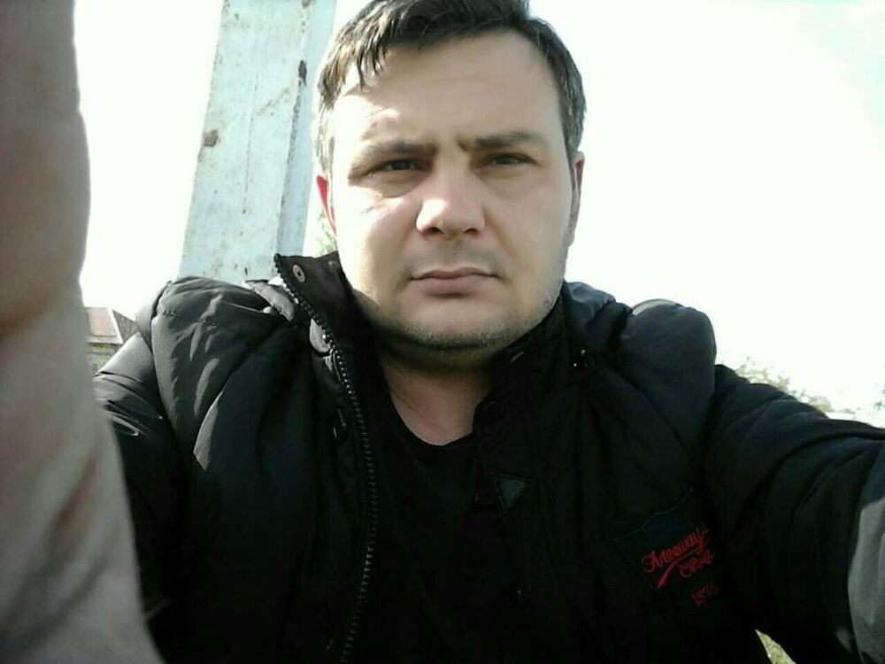  23067259  Elman, 42 ,    