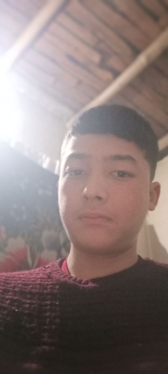  ,   Ibroxim, 18 ,   ,   