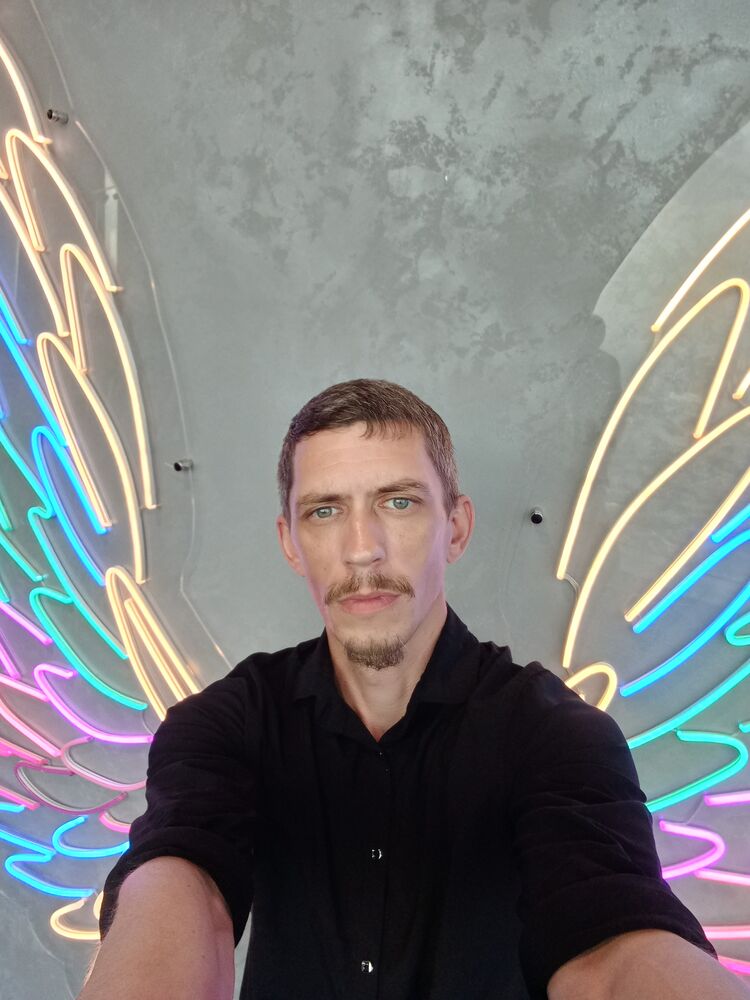  36769329  Sergey, 39 ,    