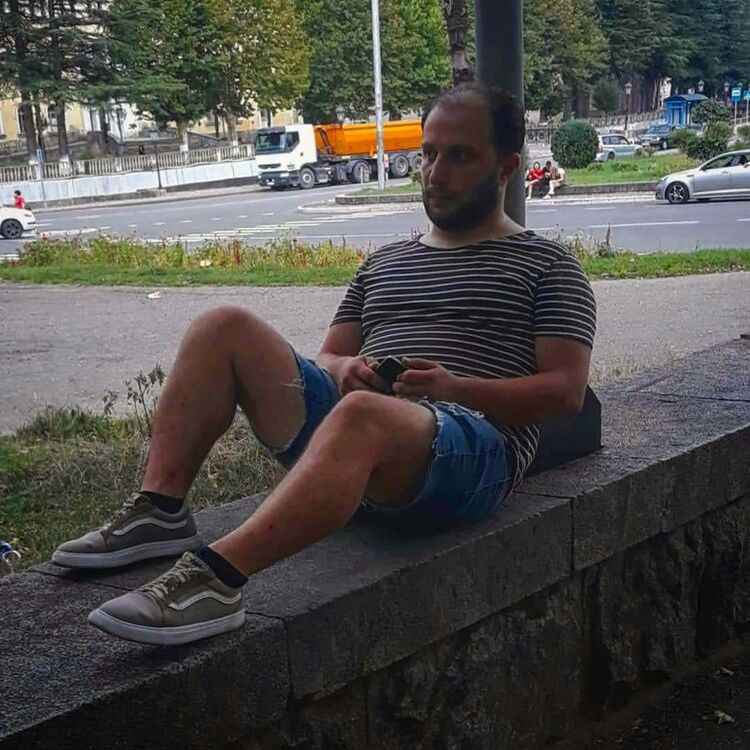  24906249  Dato, 30 ,    