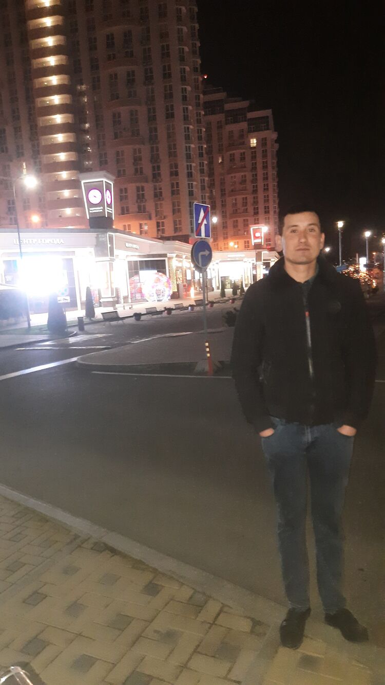  ,   Shoxruh, 27 ,   ,   