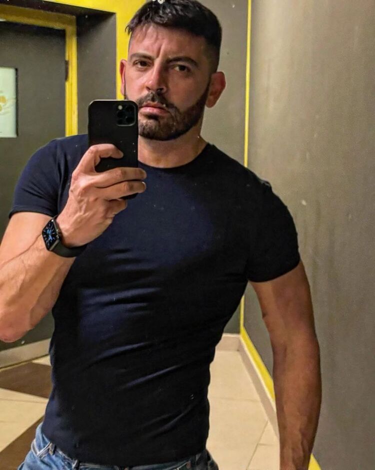  53484299  , 35 ,    