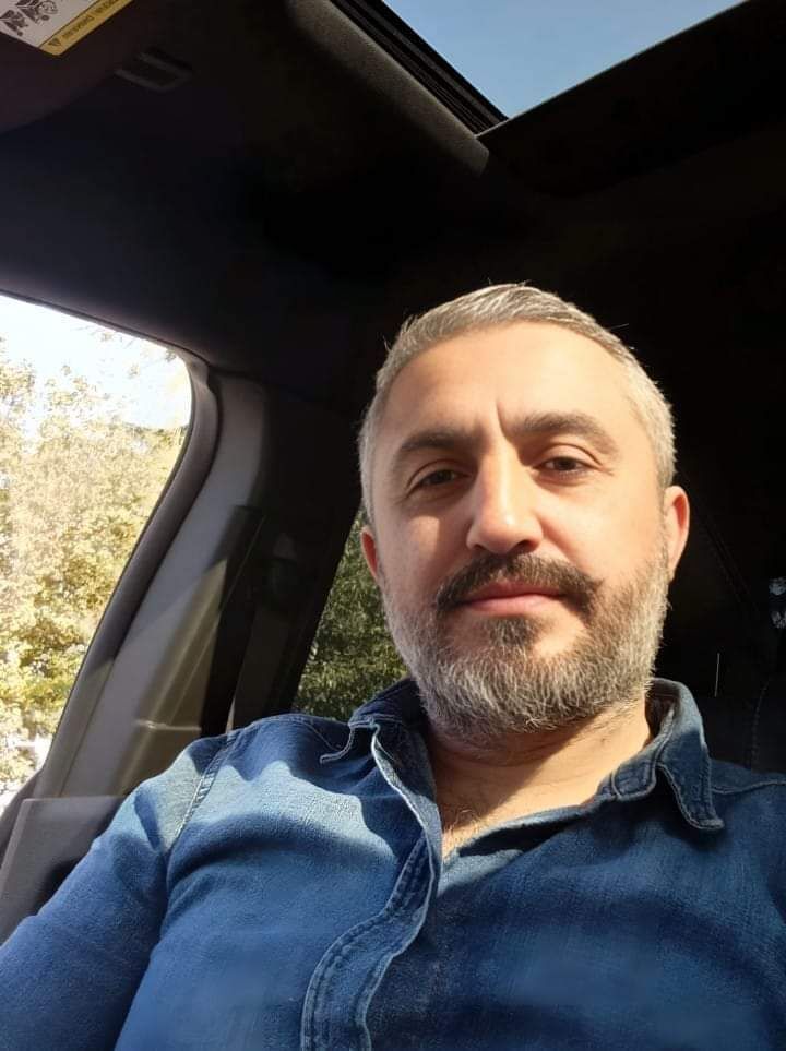  46460079  Temur, 43 ,    