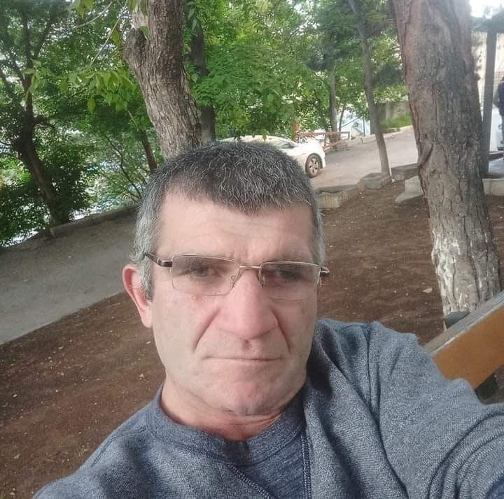  41899579  , 48 ,    