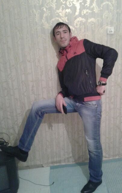  5174369  Yadiqar, 37 ,    -