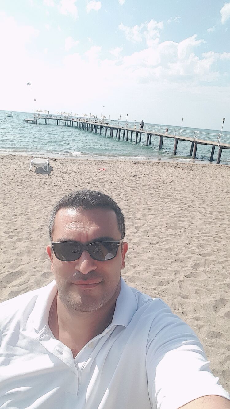  29742649  Atikbor, 39 ,    