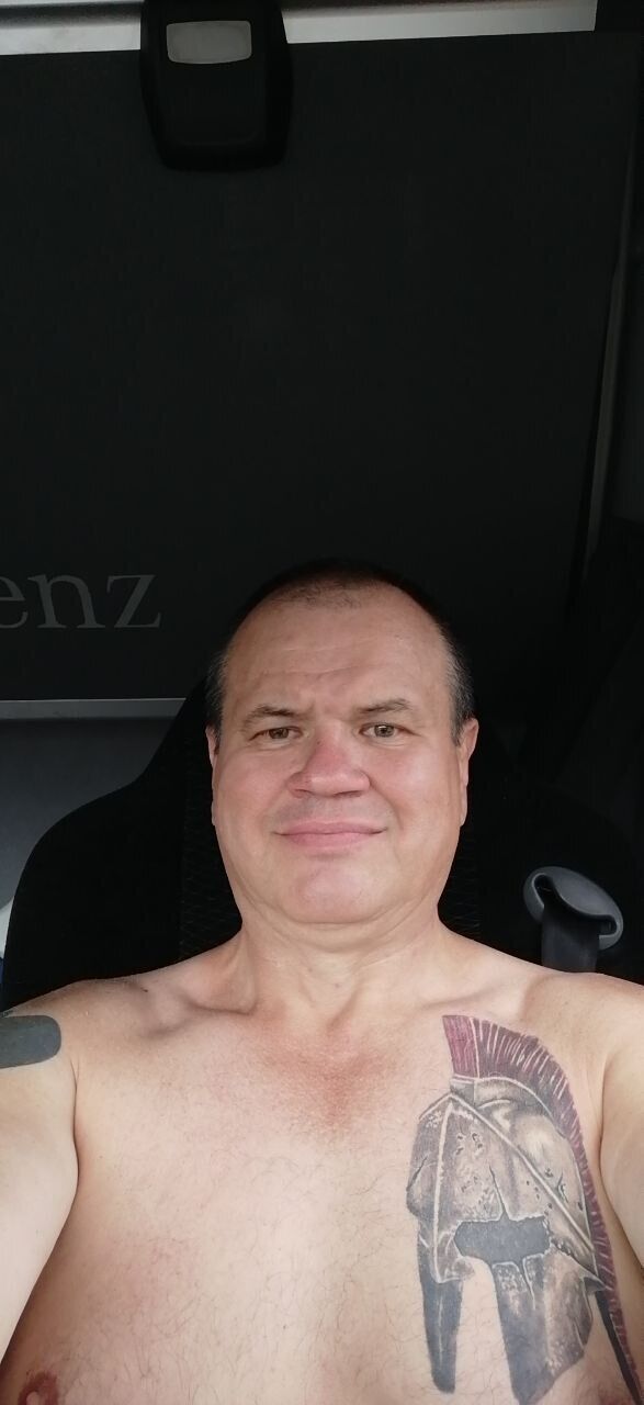  38928469  Aleksandr, 50 ,    