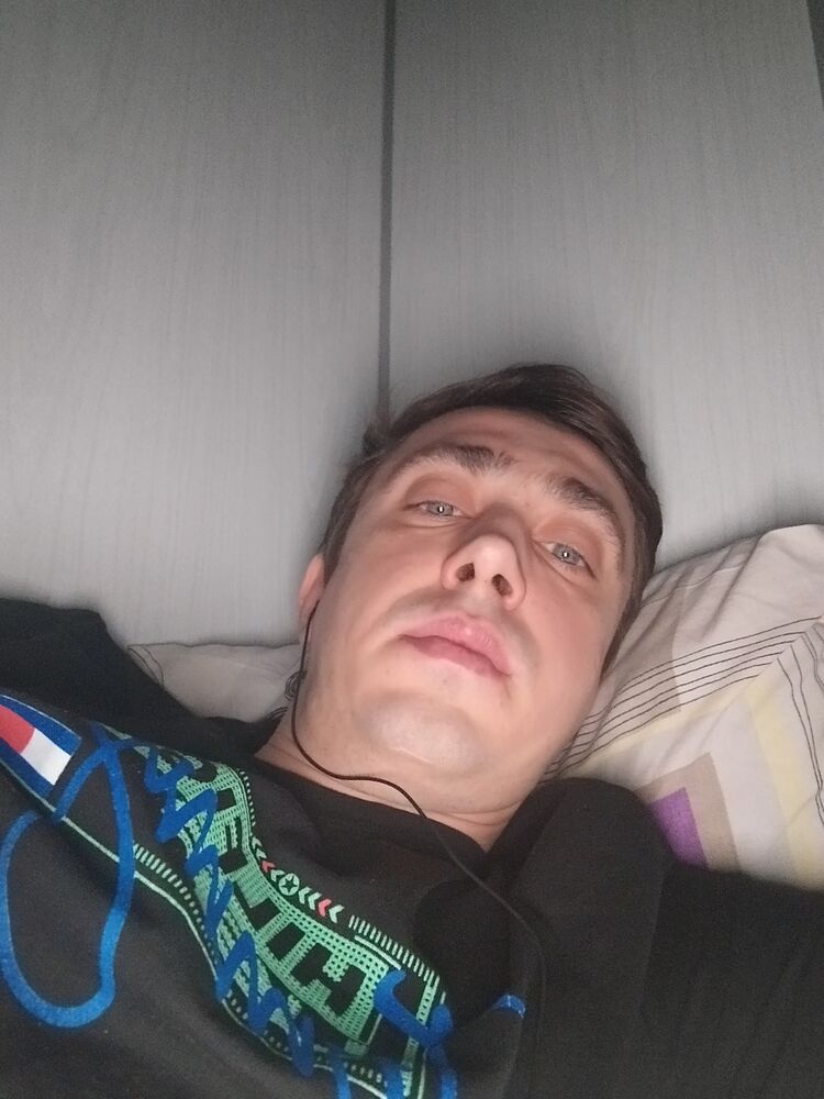  42464049  , 32 ,    