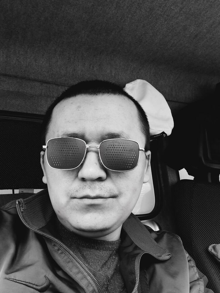  ,   Farrux, 30 ,   ,   