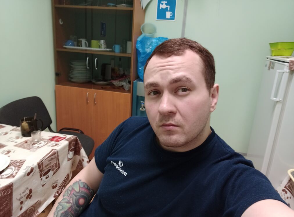  46788049  , 31 ,    