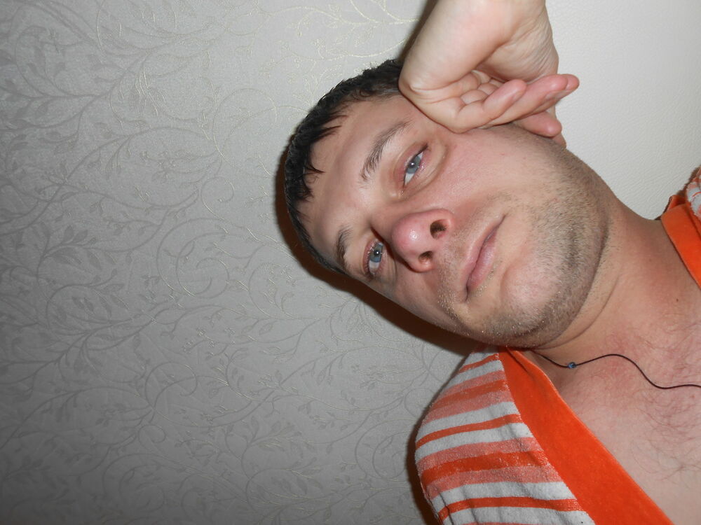 14898569  Alecsanser, 40 ,    