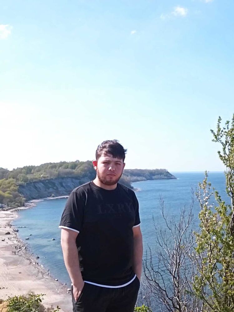  43460289  Otabek, 25 ,    