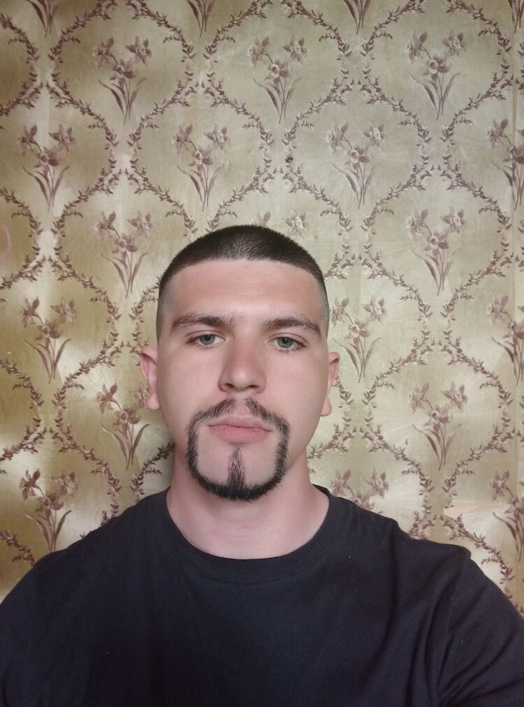  44166279  , 22 ,    