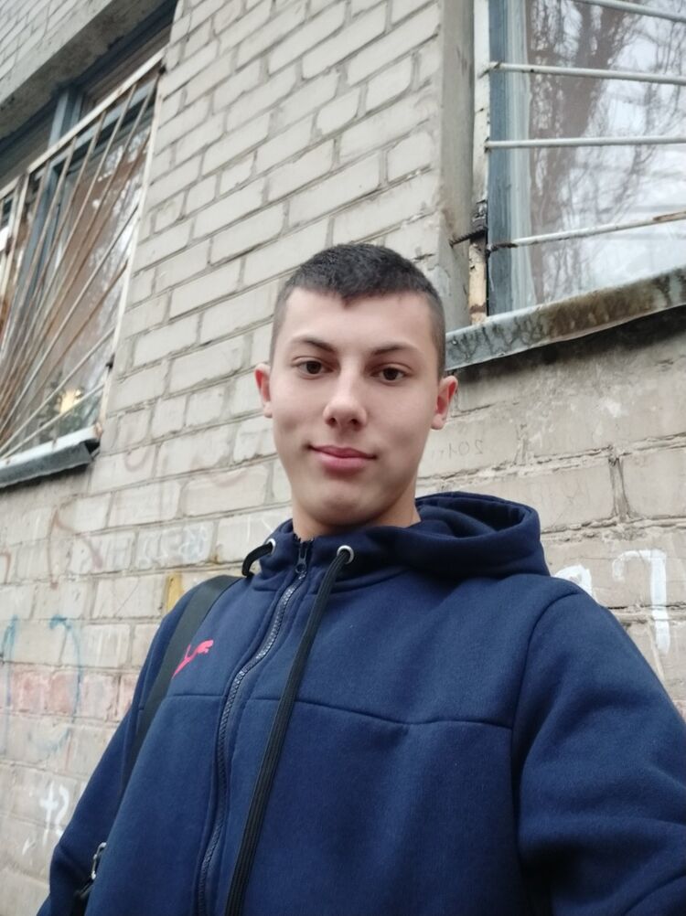  18578749  , 25 ,    