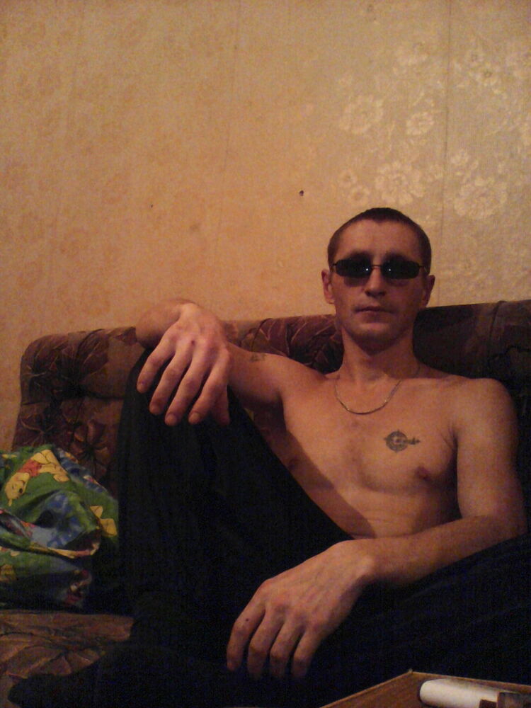  8817519  Sergey, 45 ,    