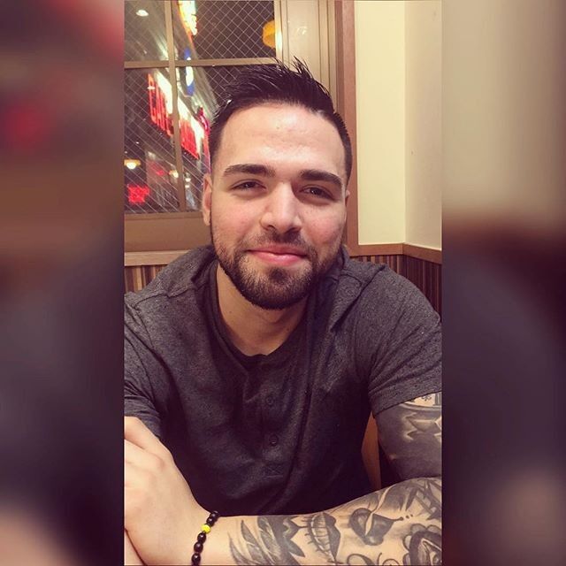  ,   Mark, 33 ,   ,   , c 