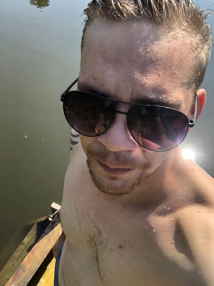  ,   Konstantin, 37 ,   ,   , c 