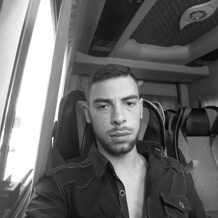  45299669  Beka, 24 ,    