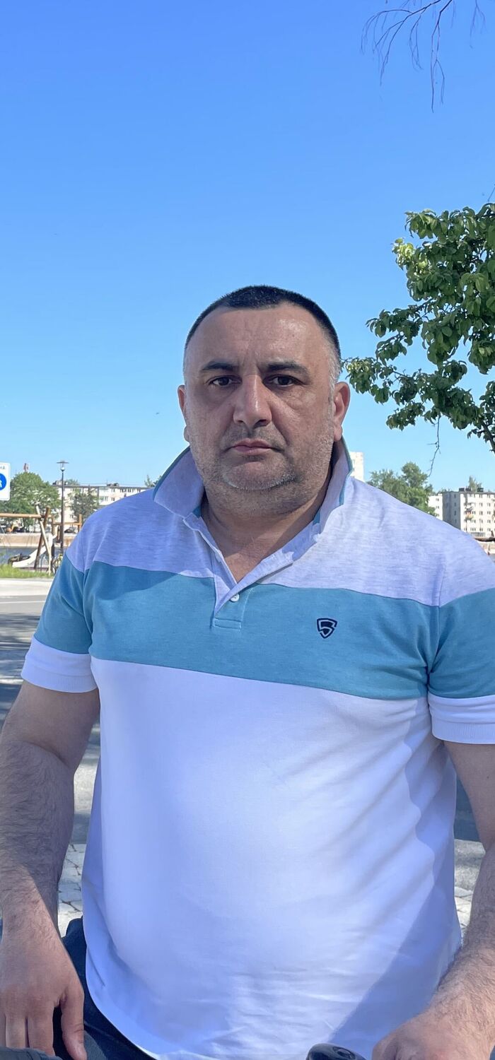  ,   Aleks, 45 ,   ,   