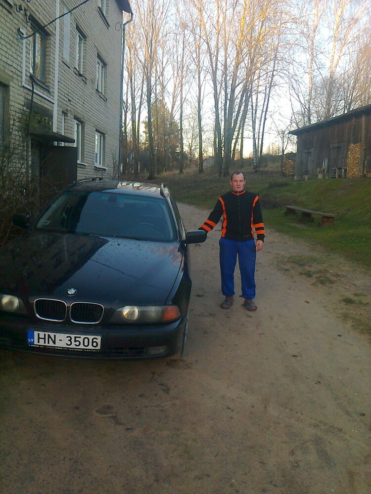 4624439  Uldis, 38 ,    
