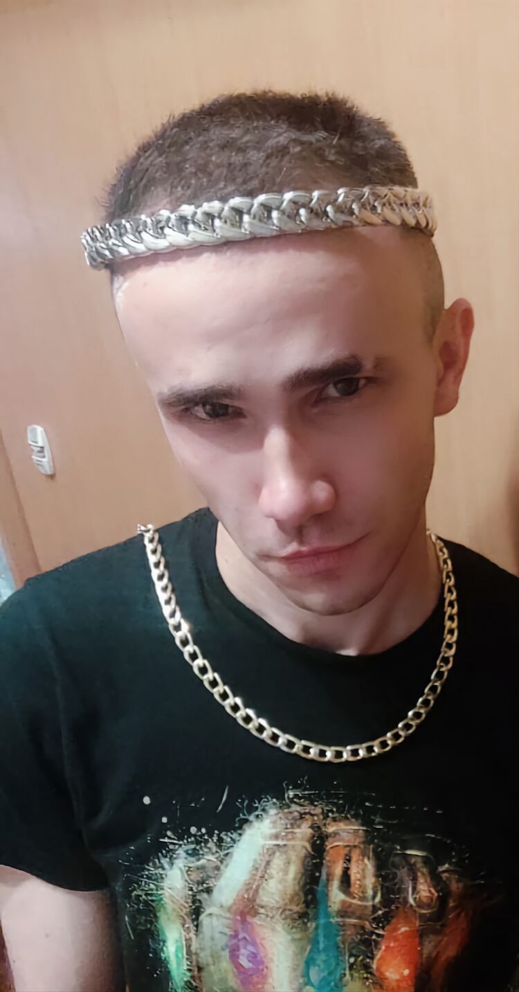  28235229  , 27 ,    -