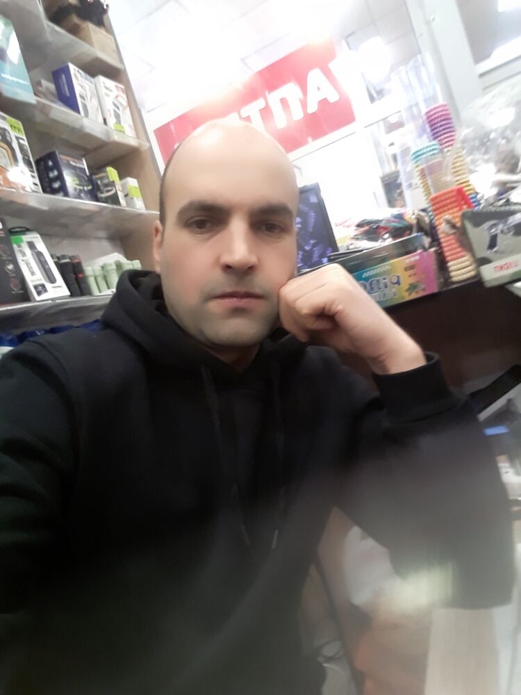  54238209  , 33 ,    -