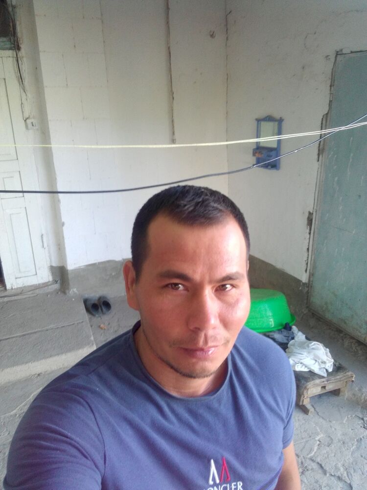 12606559  Vais, 40 ,    