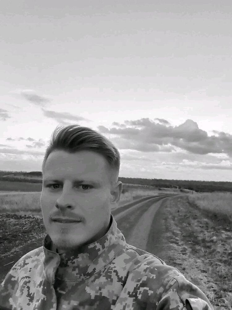  43903509  , 27 ,     
