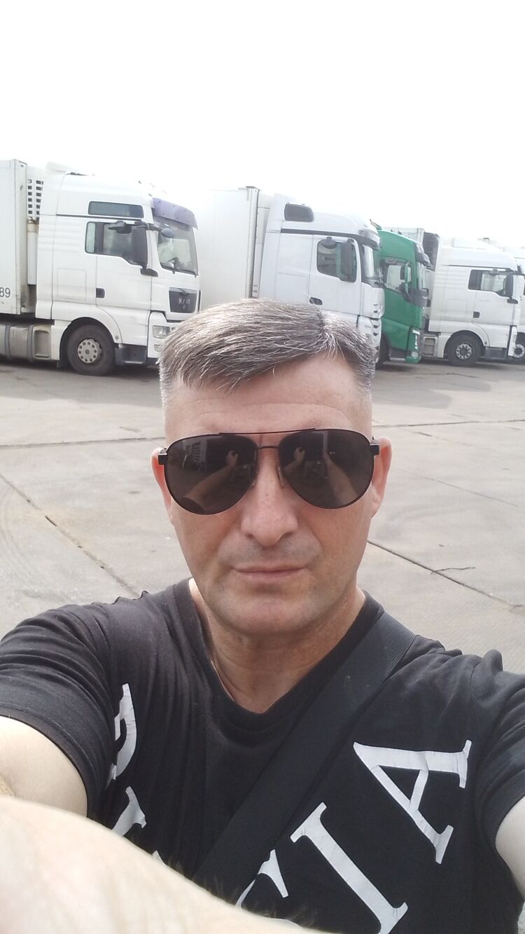  53252149  , 45 ,    