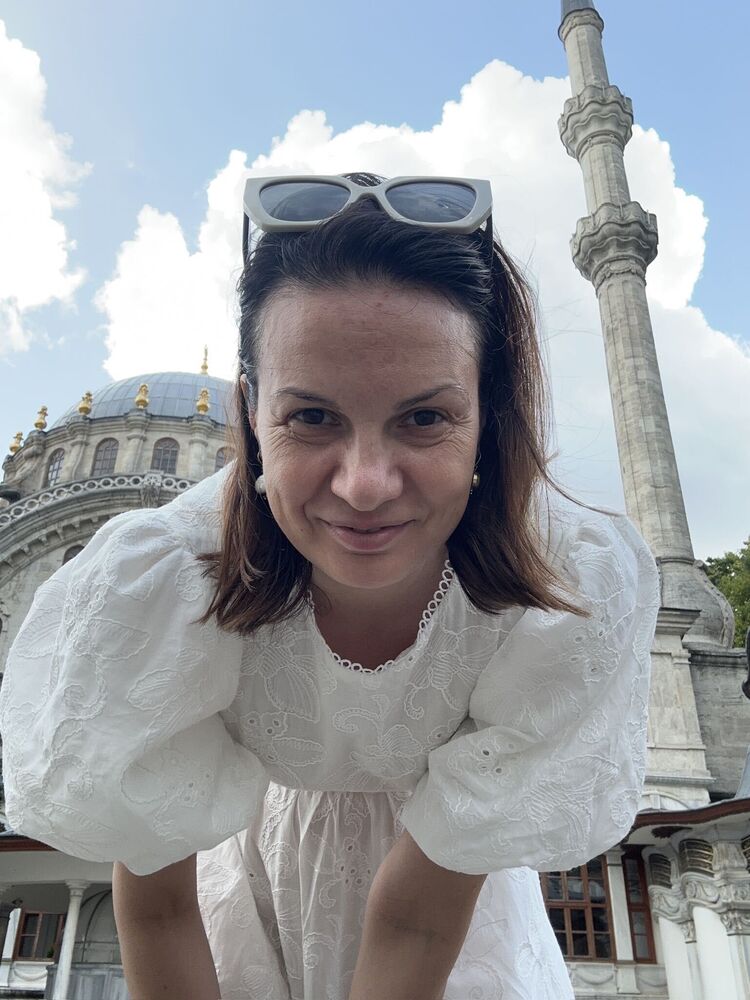  ,   Ana, 41 ,     , c 