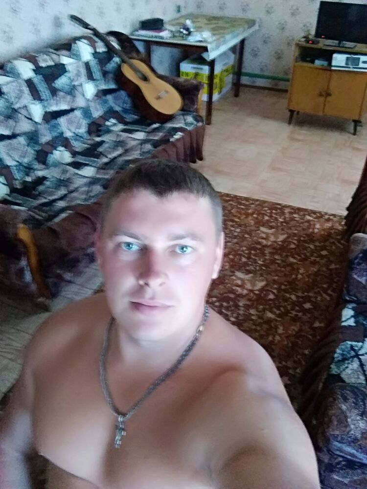  28346829  , 37 ,    