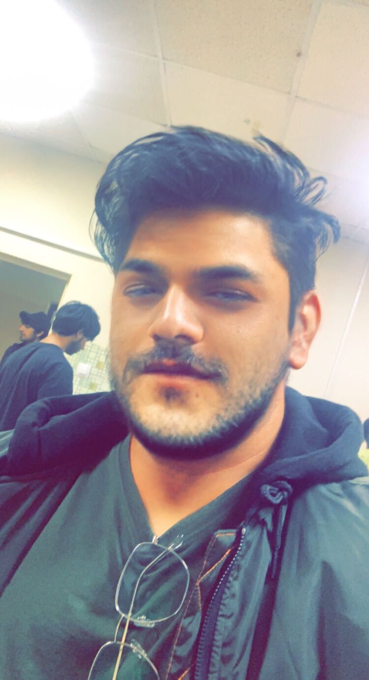  31511039  Paras, 25 ,    