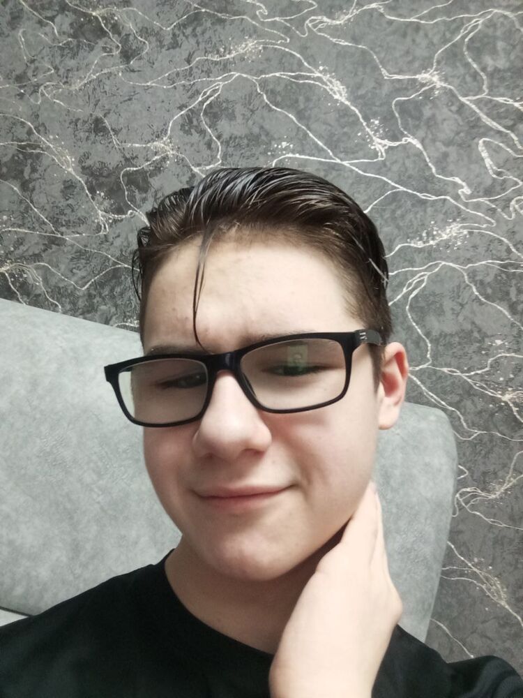  40864259  Kirito, 20 ,    